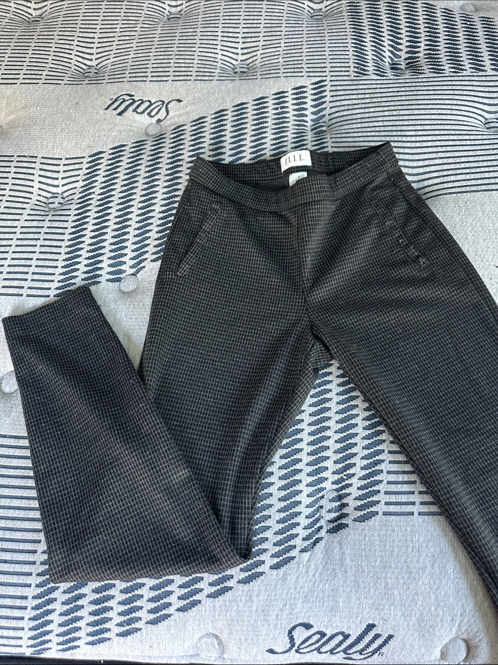 Elle Black Micro-Check Slim Pull-On Pants